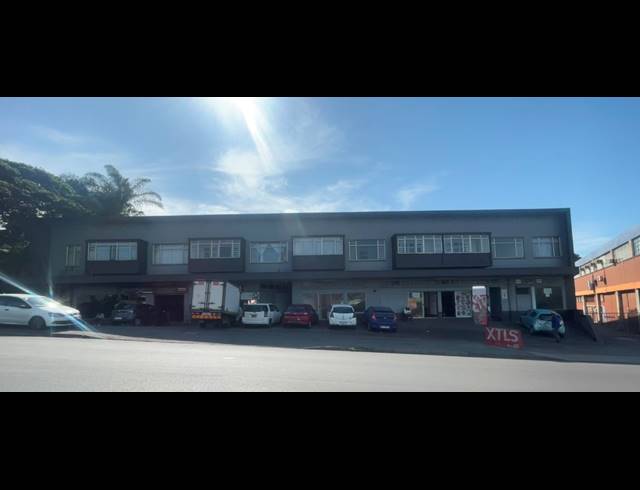 100M² BUSINESS TO LET IN SEA VIEW